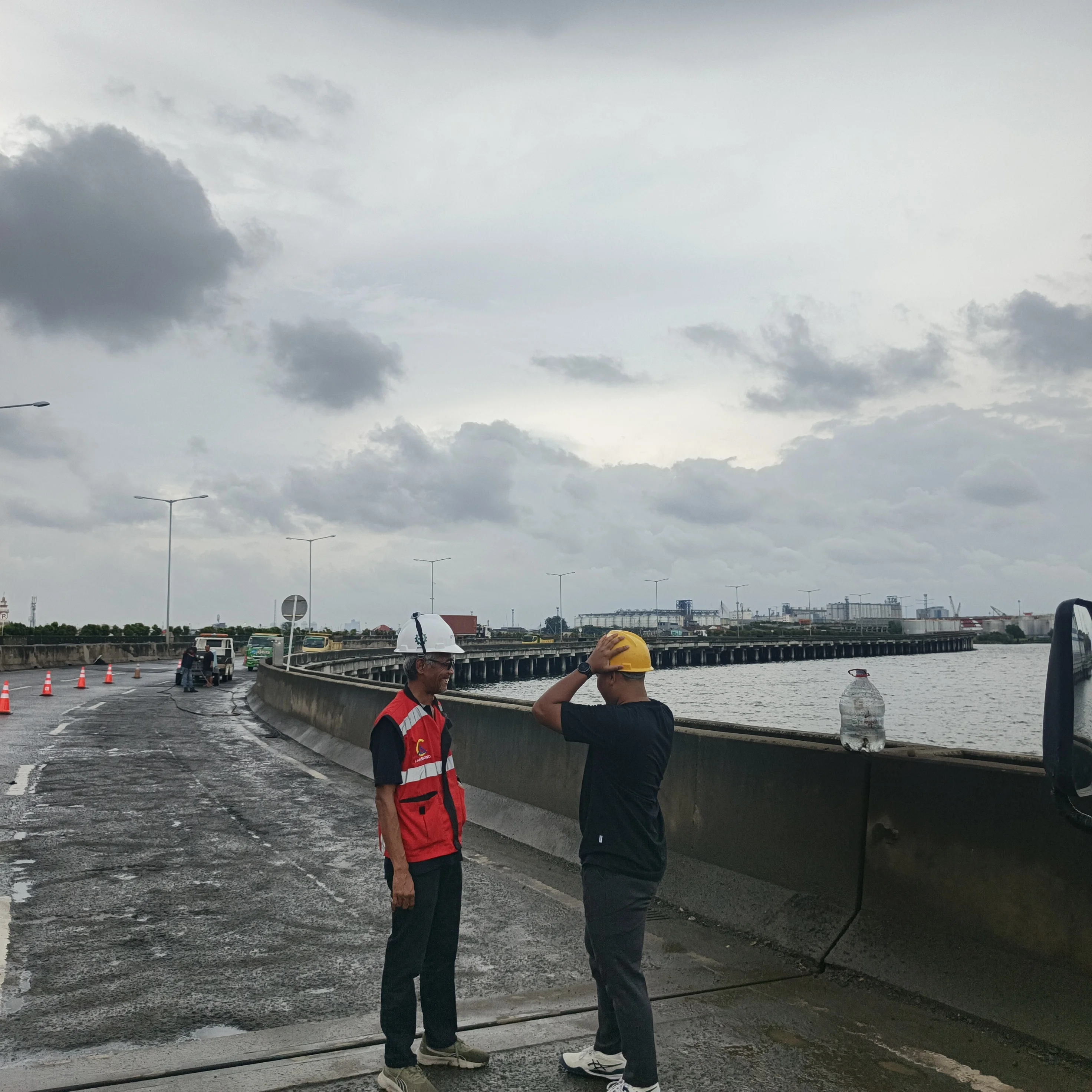 Perawatan Jalan Tol  - Slide 3
